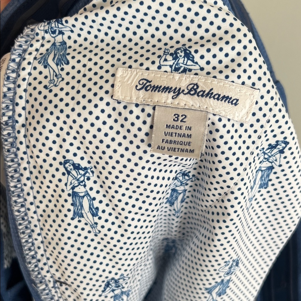 Tommy Bahama Classic Blue Flat Front Shorts 32 Waist - Picture 7 of 8